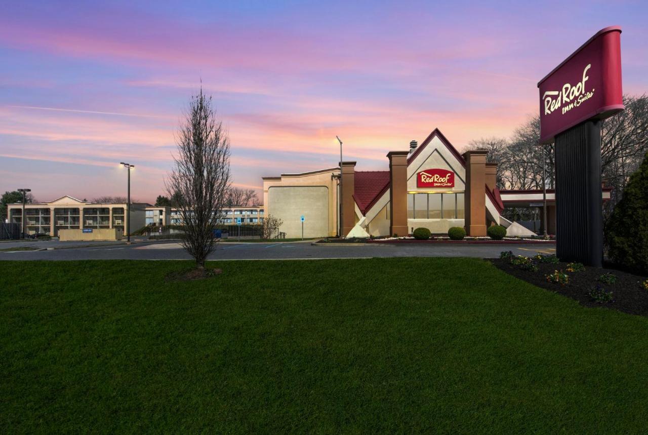 Red Roof Inn And Suites Newark - University Dış mekan fotoğraf