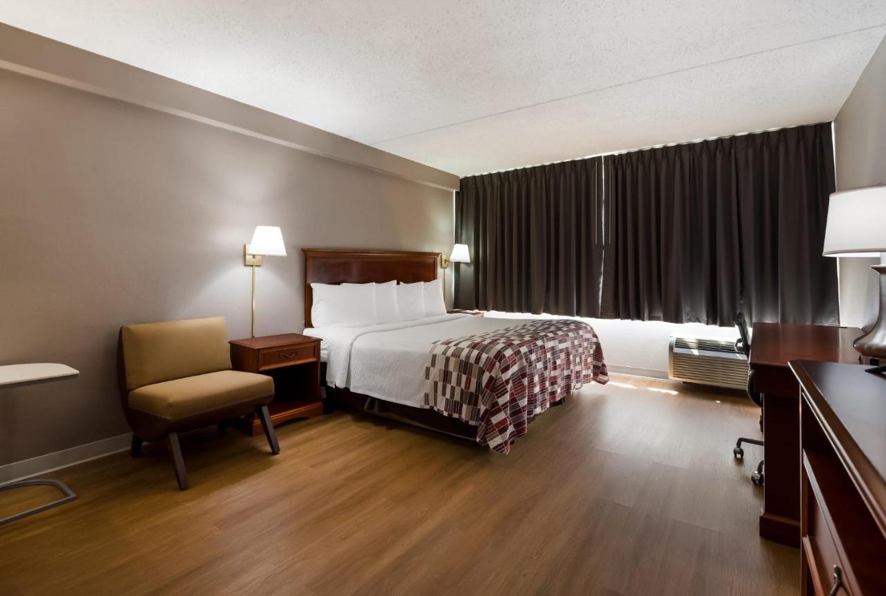 Red Roof Inn And Suites Newark - University Dış mekan fotoğraf
