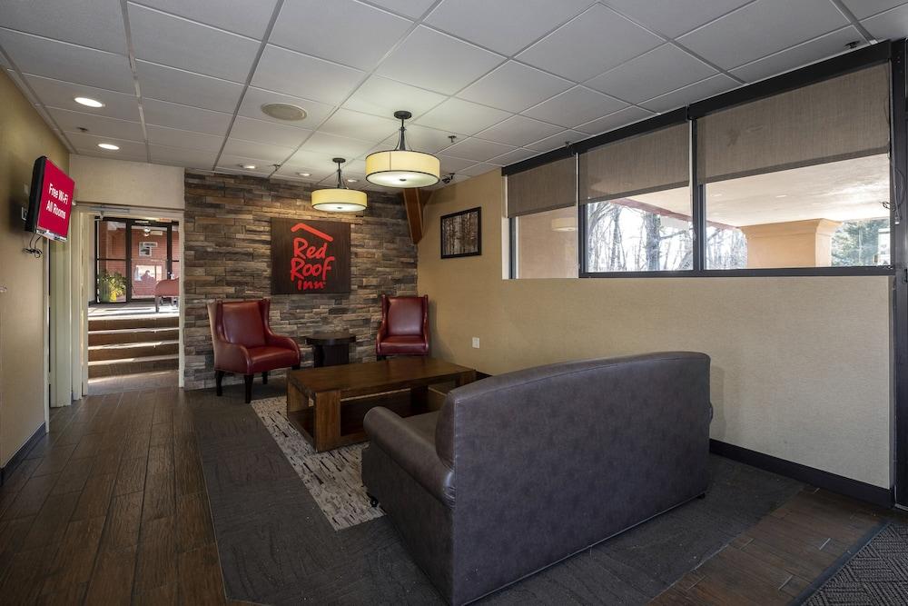 Red Roof Inn And Suites Newark - University Dış mekan fotoğraf
